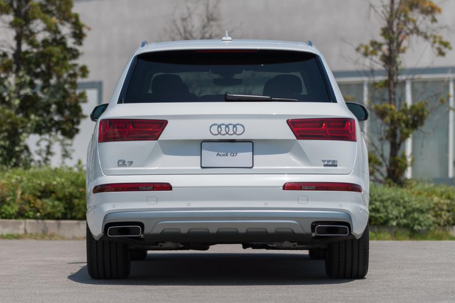  Audi Q7 2.0 TFSI Quattro (4M) 2016 года  (JP) (фото 4 из 8)